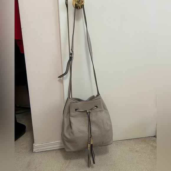 Kate Spade Beige Bucket Bag - Picture 3 of 10